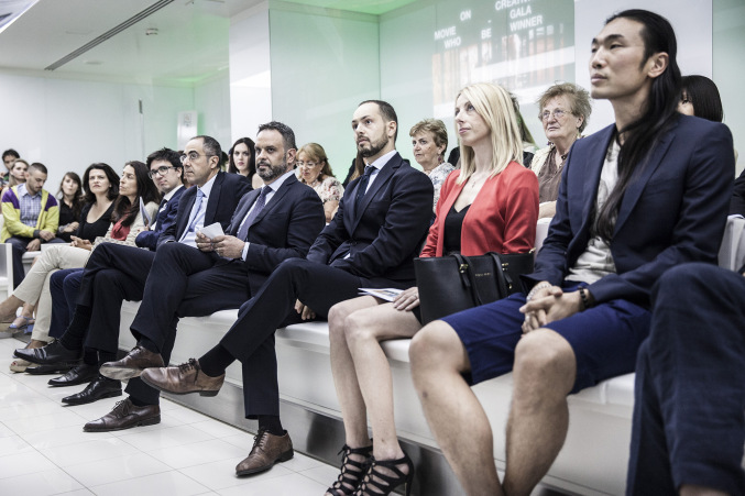 switch_on_your_creativity_2015_ph-c2aecamiecri-grafica008